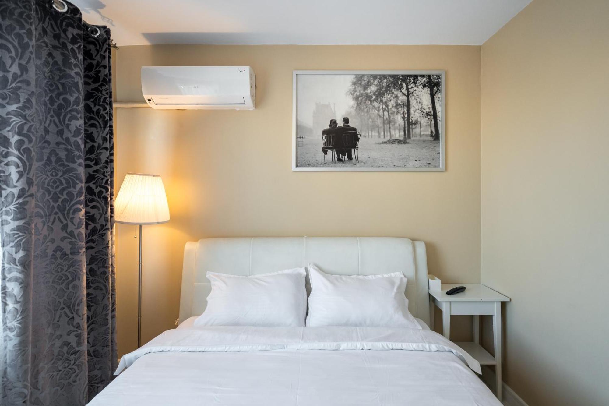 Top Location With Iconic View - Sala Palatului Bükreş Dış mekan fotoğraf
